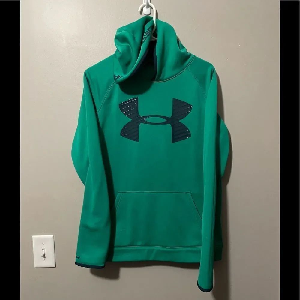 Under Armour hoodie